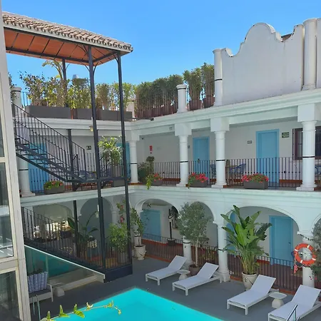 Hotel La Fonda 4*