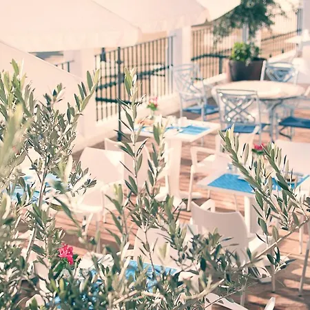 Hotel La Fonda 4*