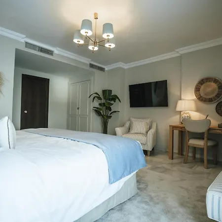 La Fonda Hotel 4*