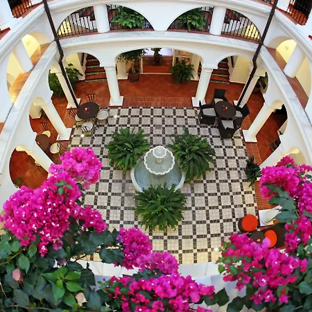 Hotell La Fonda Benalmádena